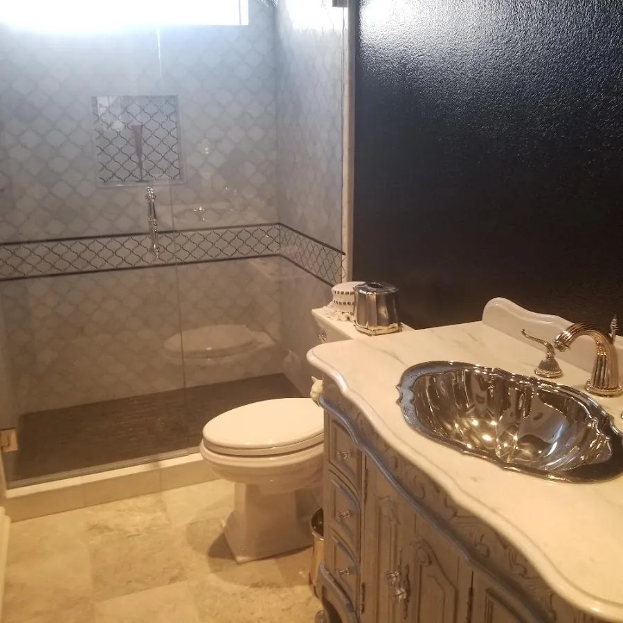 Professional plumbing work and bathroom remodeling in San Pablo